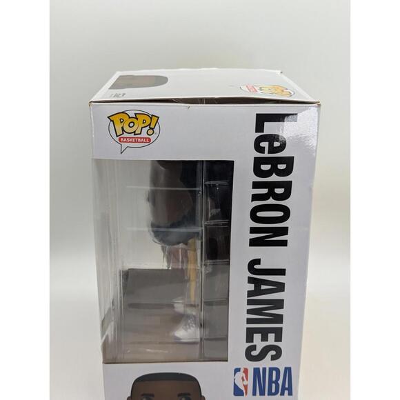 Funko Pop! Vinyl Jumbo 10 in: LeBron James (10 inch) - Walmart (Exclusive) #97